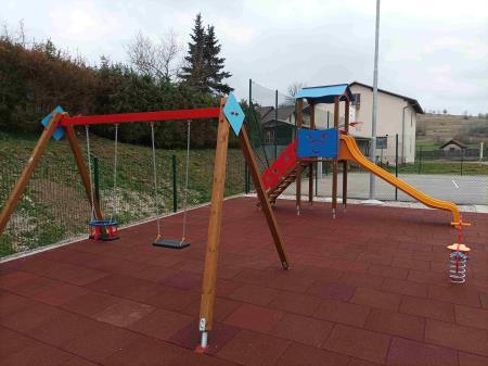 igrišče Radohova vas 2